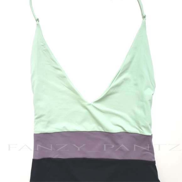 Tavik Colorblock Chase One Piece Swimsuit NEW XS - Picture 4 of 7